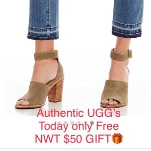 🎁NIB AUTHENTIC UGG shoes on clearance w/ FREE 🎁